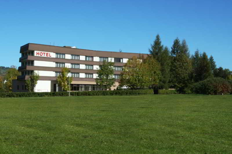 Hotel Helios 300m Od Krupowek Nowy Basen Od 12 Lipca 2*